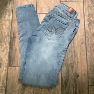 Wallflower skinny jeans size 5